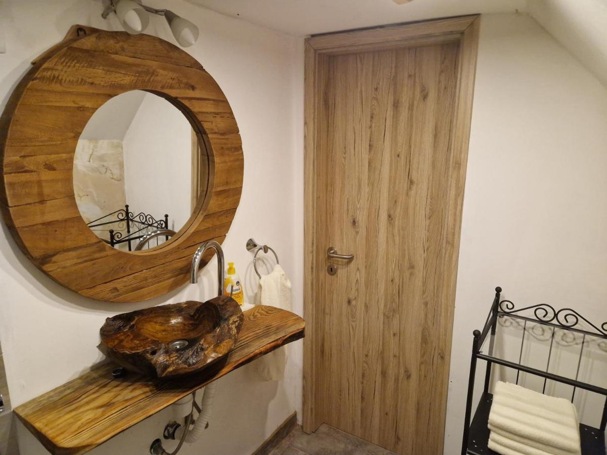 Koca Na Pikovem Apartman Črna na Koroškem Kültér fotó