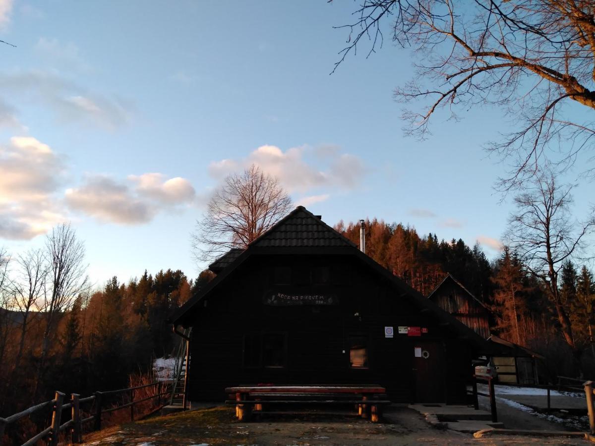 Koca Na Pikovem Apartman Črna na Koroškem Kültér fotó